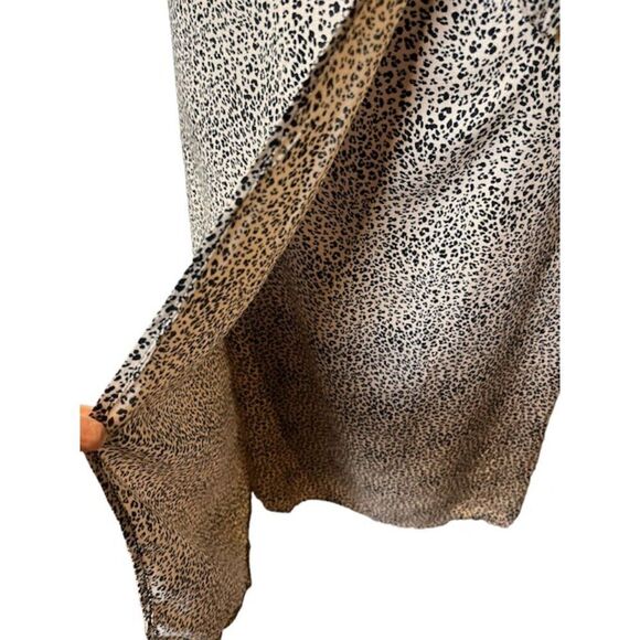 NWOT Urban Romantics Wrap Skirt Leopard print Rayon Tie Side Size Small - Picture 3 of 10